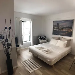 https://lx-lisboa-cozy-studio.hotels-lisbon-portugal.com